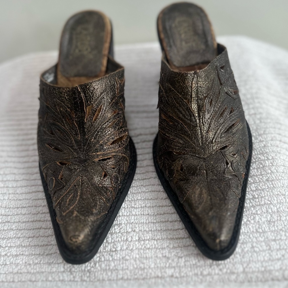 Carlos by Carlos Santana leather cowboy slides.